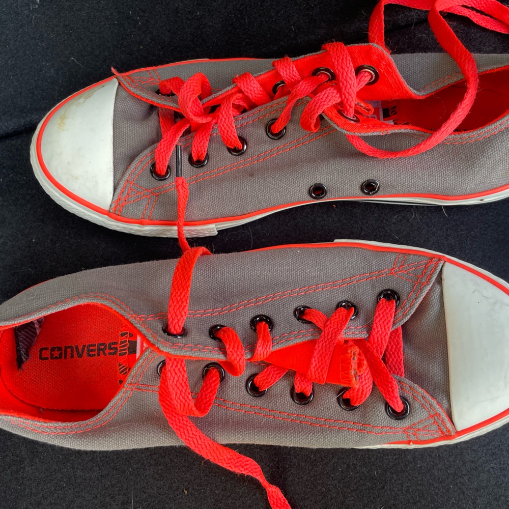 Converse size 5 tan and orange